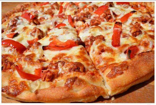 Medium Butter Chicken Pizza (12")