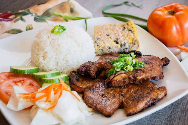 C1 . GRILLED PORK CHOP  ON RICE ( COM SUON )