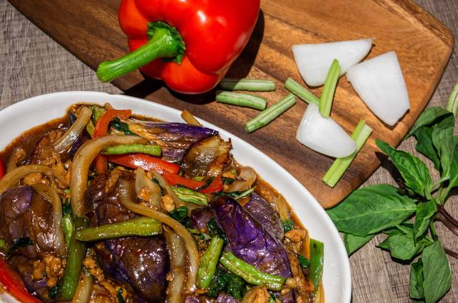 S3 . Eggplant and Minced Chicken