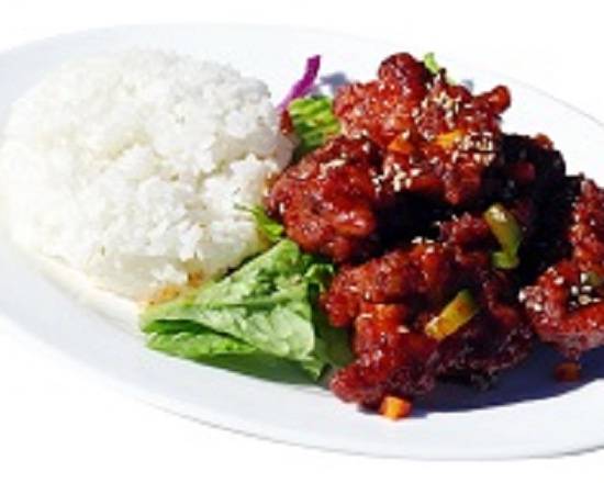 R7. Spicy Fried Chicken Rice