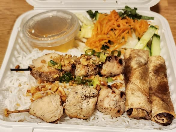 Grilled Chicken & Spring Roll on Vermicelli