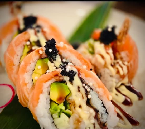 Sake Dragon Roll