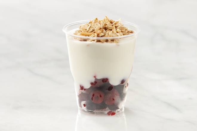 Parfait au yogourt et petits fruits / Yogurt Parfait Fieldberry