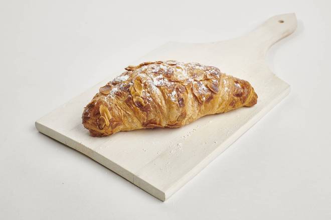 Croissant aux amandes / Almond Croissant