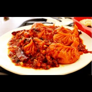 Szechuan chicken momo
