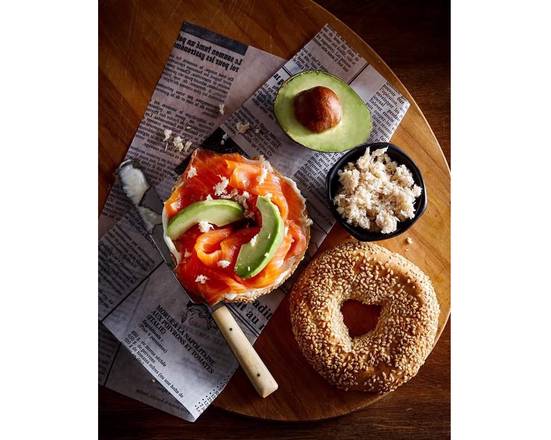 Saumon fumé et avocat/ Smoked salmon and avocado