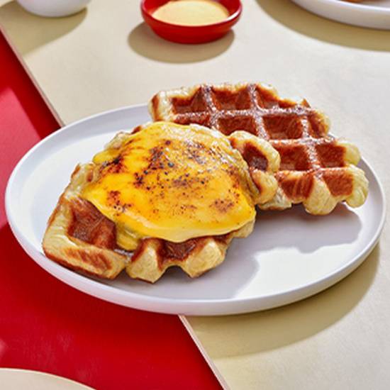 Creme Brûlée Croffle
