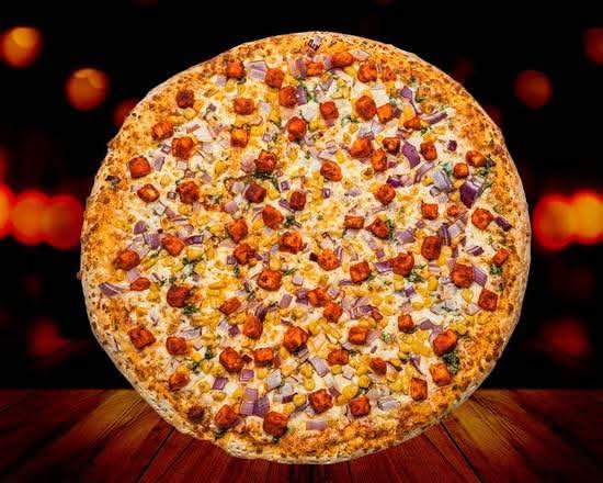 Tandoori Paneer Pizza