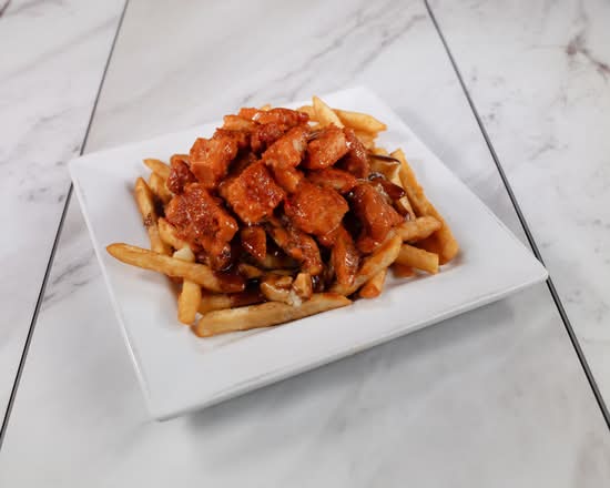 Buffalo Chicken Poutine