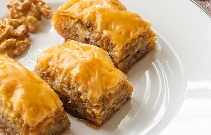 Walnut Baklava (one piece)
