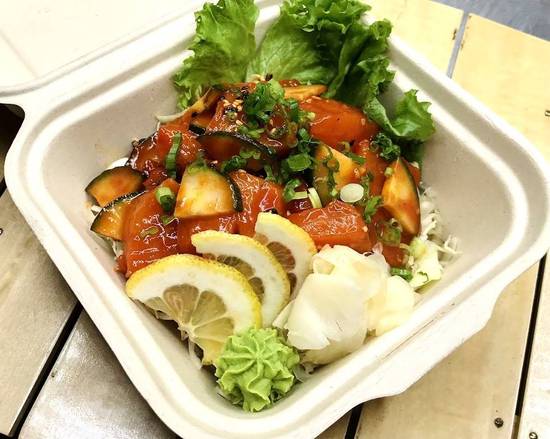Spicy Salmon Sashimi