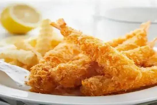 Deep-Fried Shrimp / Crevettes frites