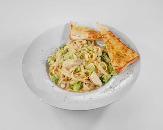 Fettuccine Alfredo