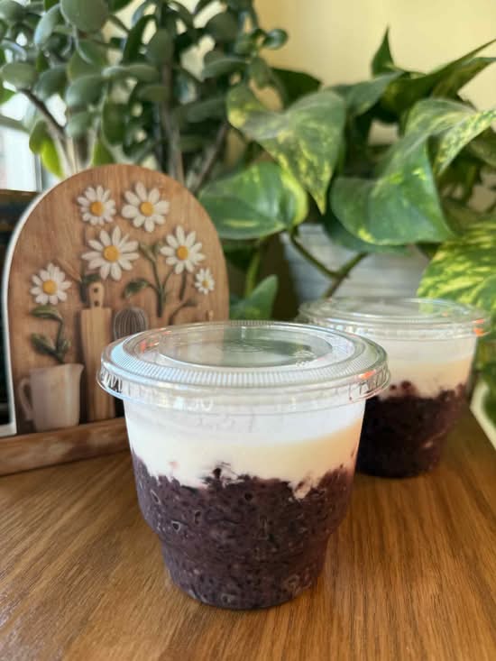Black Sticky Rice Yogurt (Sua Chua Nep Cam)