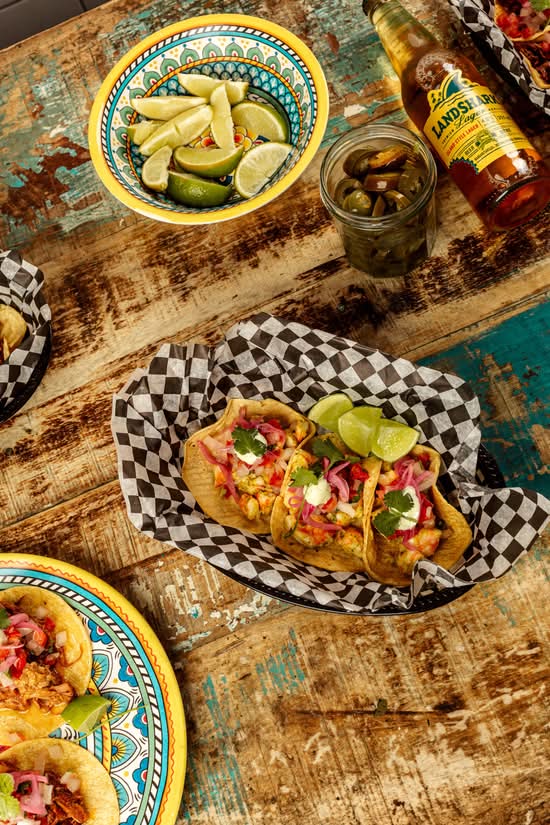 Mango Shrimp Tacos (3 Tacos)