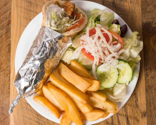 Assiette pita souvlaki au porc / Pork Souvlaki Pita Plate