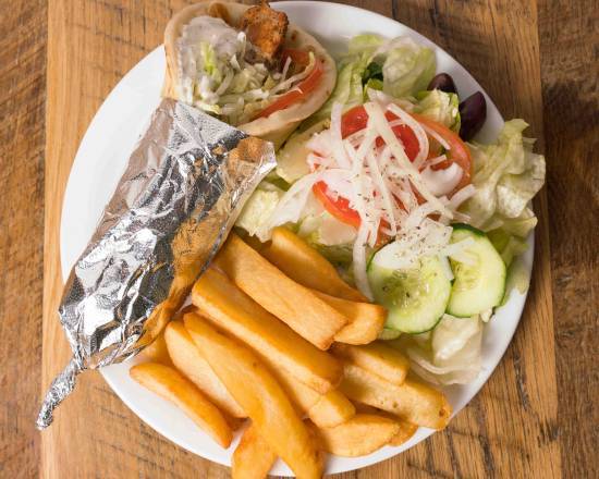 Assiette pita souvlaki au poulet / Chicken Souvlaki Pita Plate