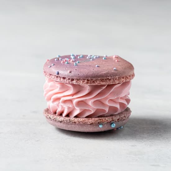 Cotton Candy Macaron