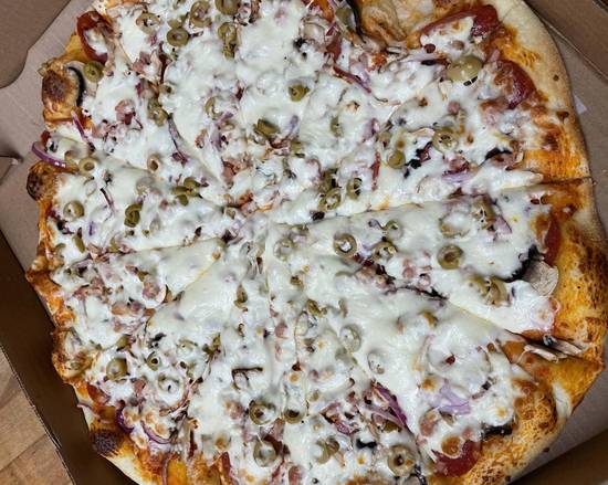 The Canadian Pizza