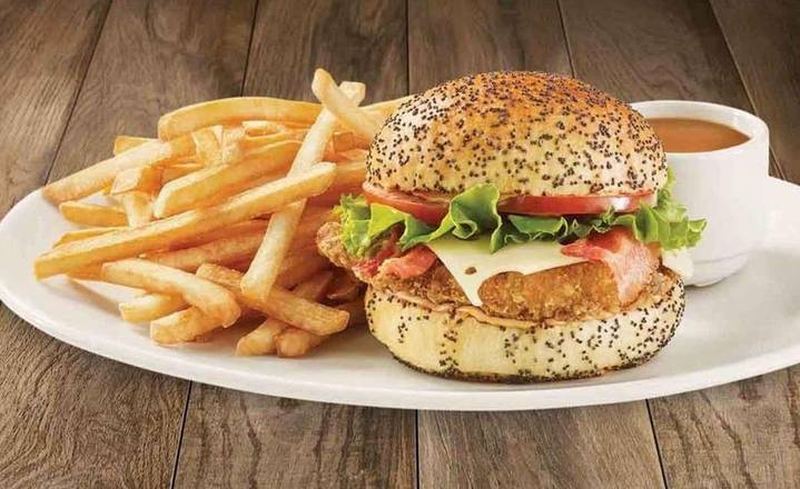 Club burger avec poitrine de poulet  / Club Burger with Chicken Breast