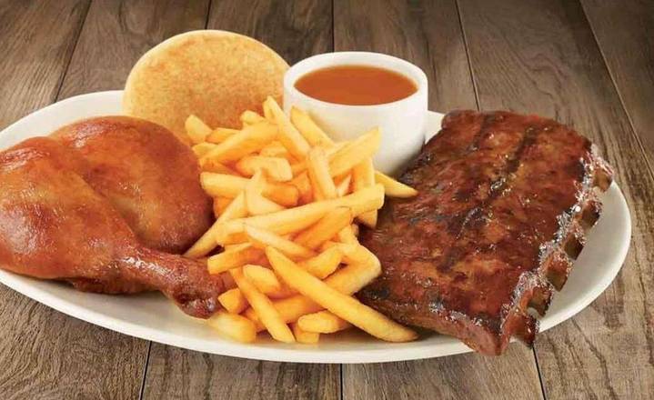 Demi-côtes levées et cuisse / Half Rack of Ribs and Chicken Leg