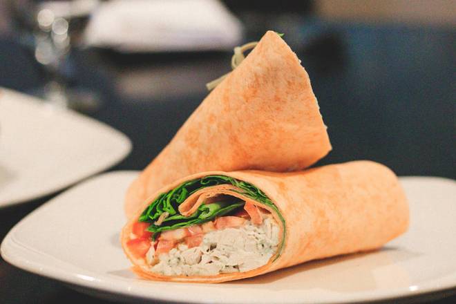 PESTO CHICKEN WRAP