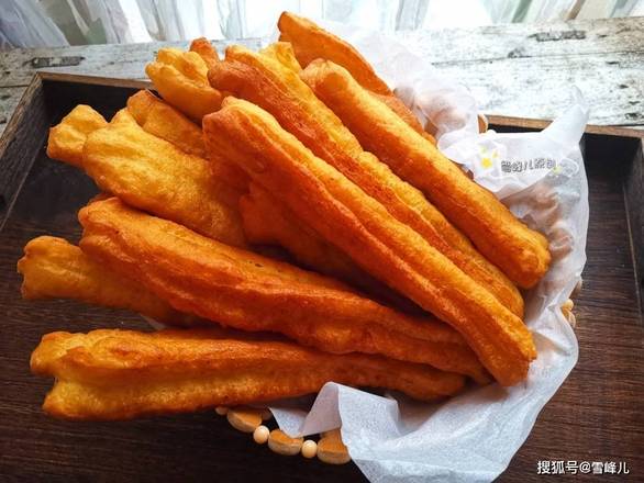 F7. Fried Dough Stick (1pc)