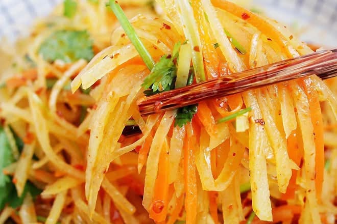 K01. Shredded Potato Salad
