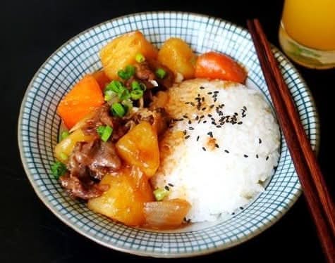 J02. Braised Beef & Potato w/ Rice